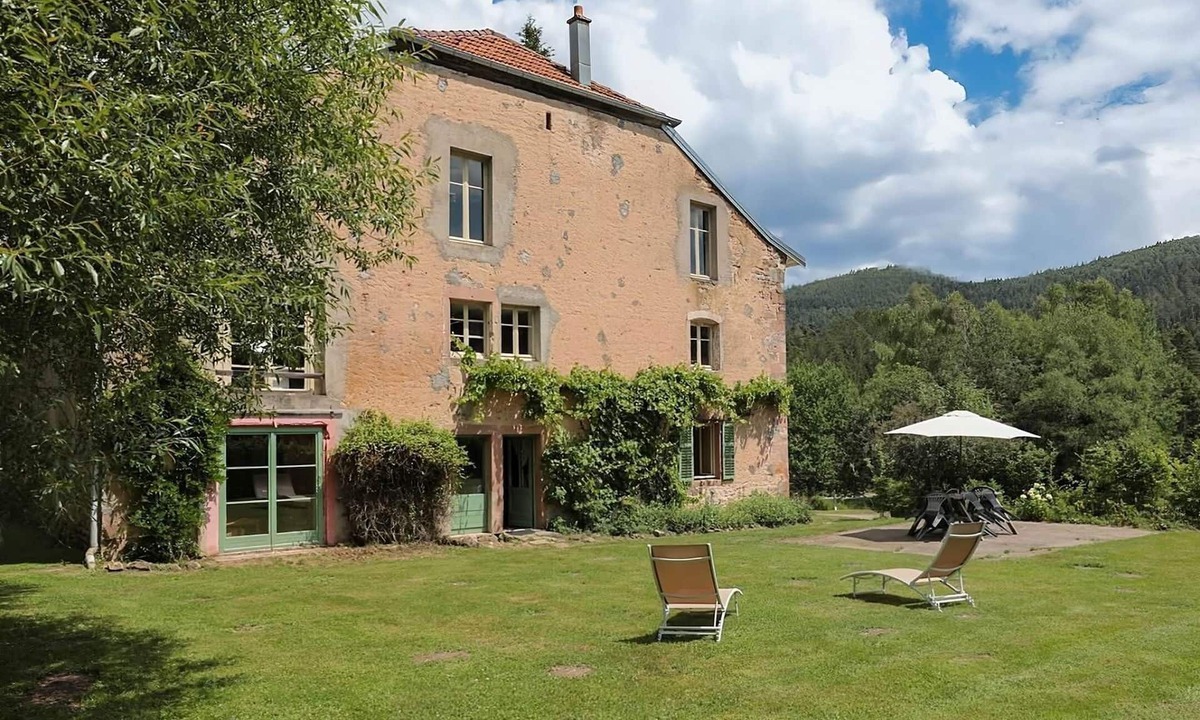 Mesnil Sous Les Cotes House | Authentic Cottage at the Foot of the Vosges Mountains