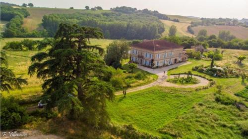 Salvagnac Bed & Breakfast | Aux roses de Cèdres