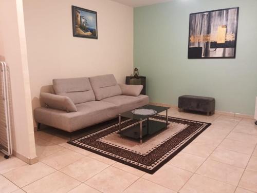 Pompey Apartment | Aya