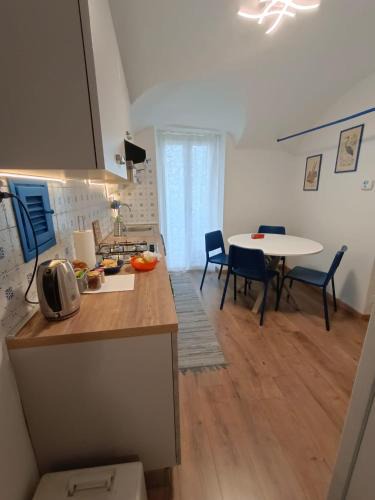 Berzi Apartment | Baghe Nove - Bajardo