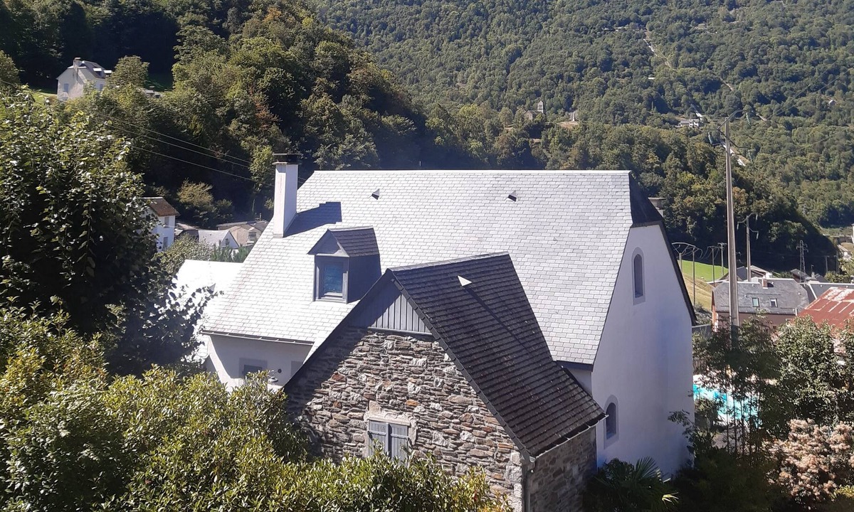 Luz-Saint-Sauveur Apartment | Beautiful apartment in a friendly village with mountain views