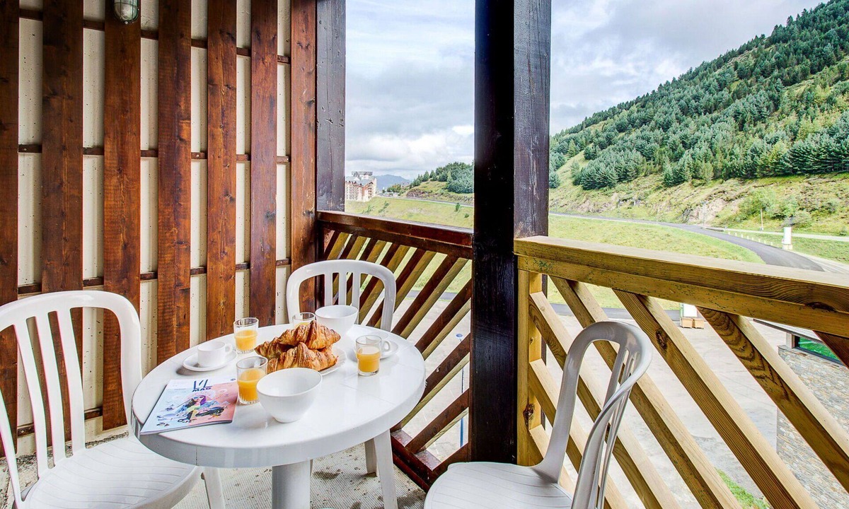 Loudervielle Apartment | Beautiful apartment for 4 people with WIFI, pool, TV, balcony and parking