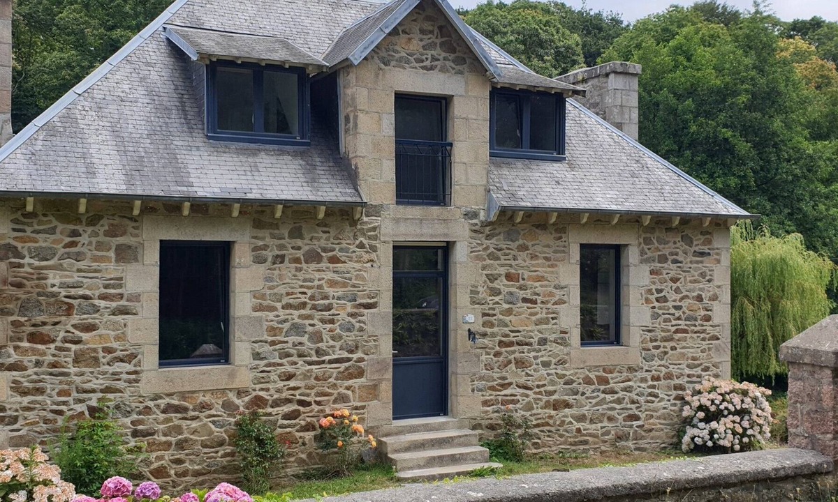 Cite House | Beautiful house completely renovated with garden, WIFI, 400m from the sea in ST QUAY-PERROS