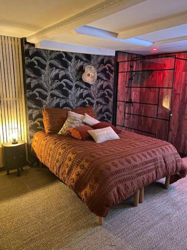 Mirecourt Apartment | BEAUTIFUL LIFE BED and SPA