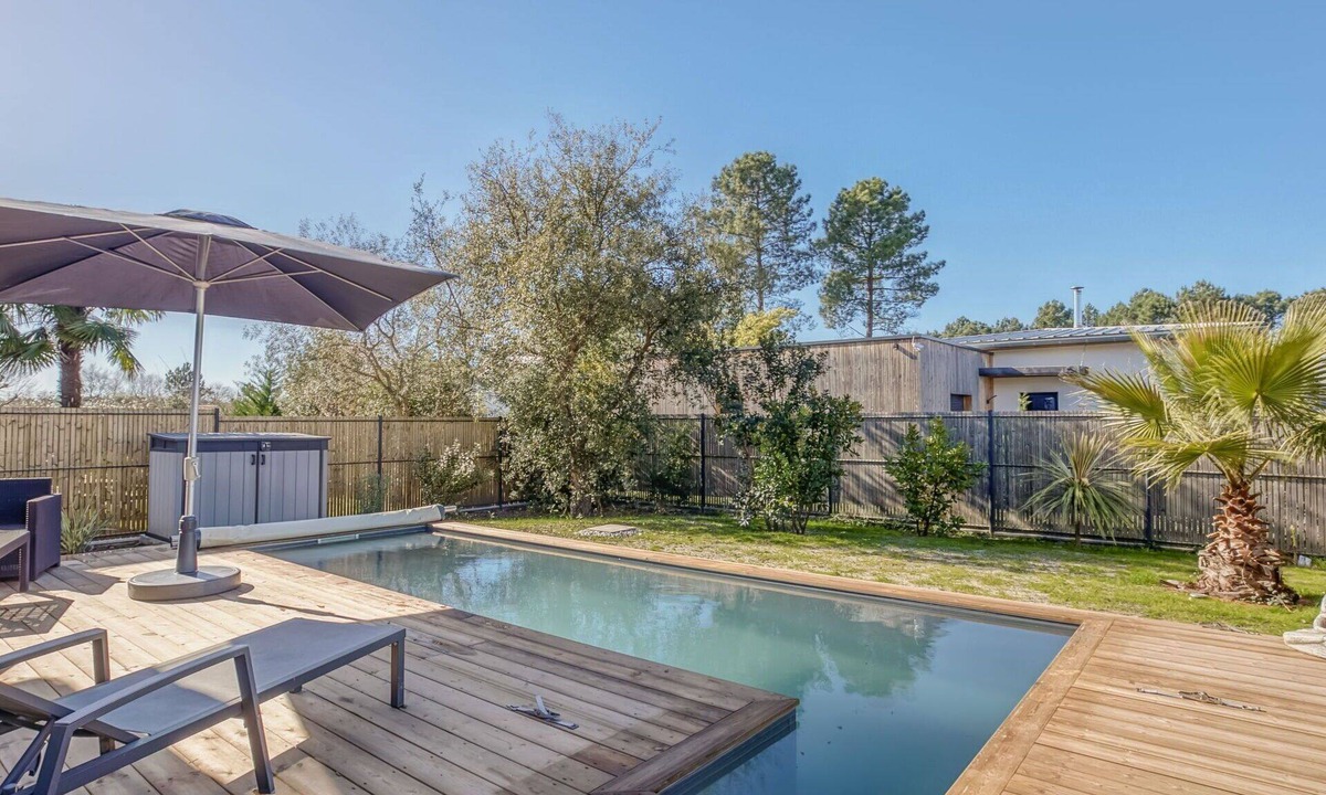 Saubion House | Beautiful private villa for 5 people with A/C, WIFI, private pool, TV, terrace and parking