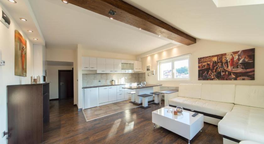 Gan Villa | Beautifull home near the mountains in France