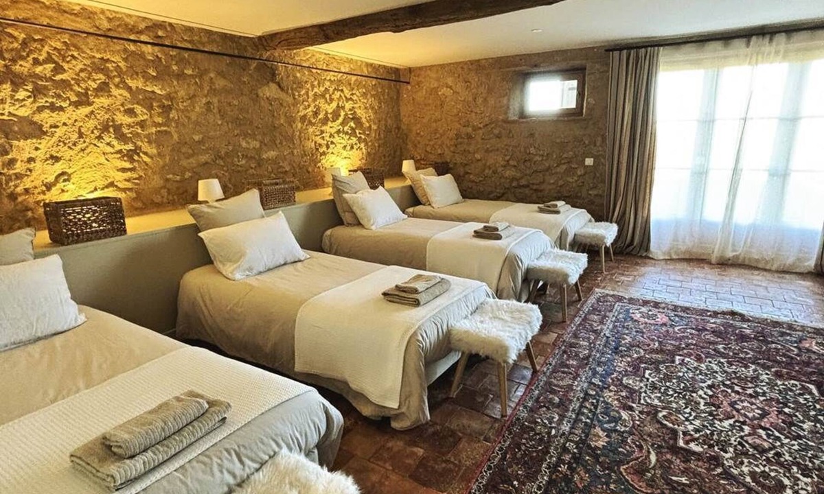 Montesquiou House | Bed and Breakfast Bear Cubs