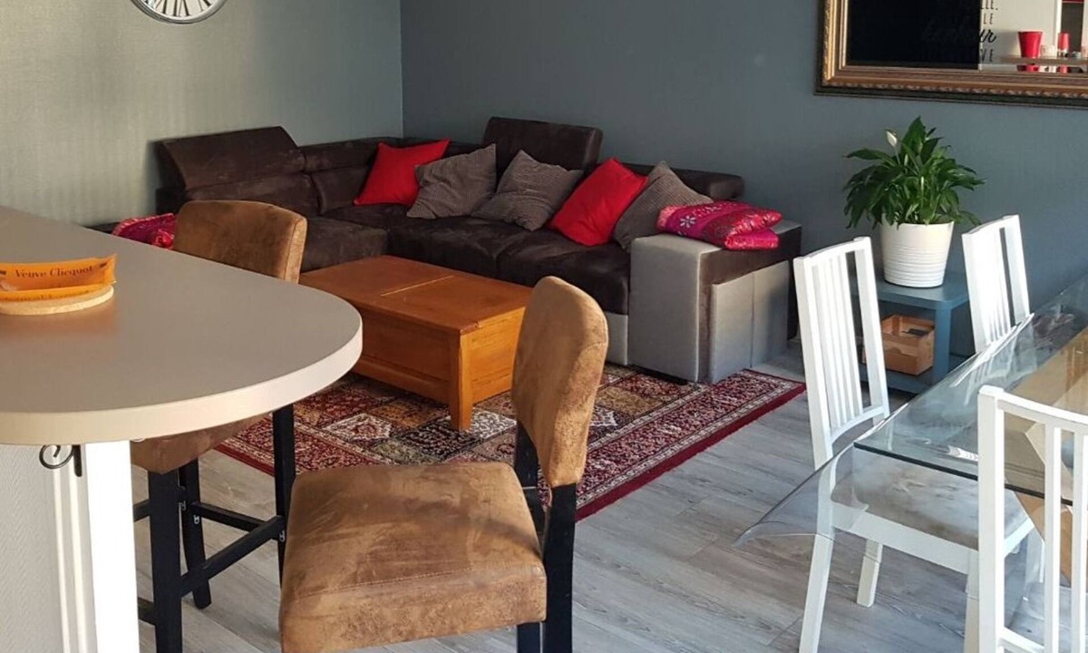 Saint-Remi Apartment | Bedinreims 4, Chic and Cozy 80 m² apartment/2 large bedrooms + 1, free parking