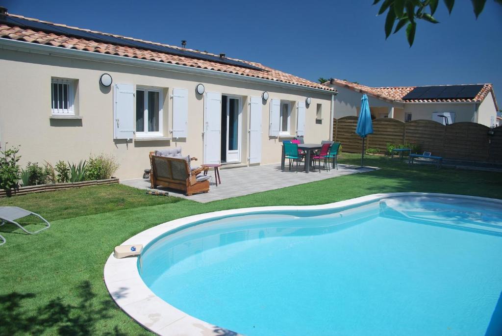 Royan Villa | Bella Casa Royan