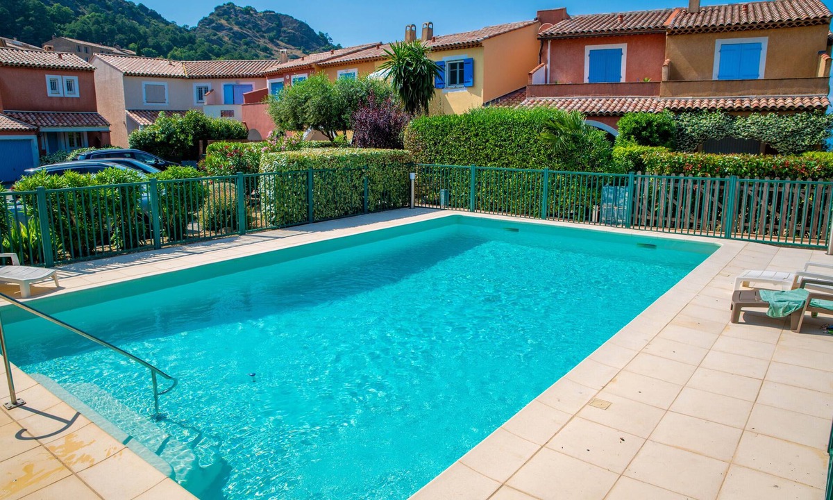 La Garde-Freinet Apartment | Bleu Indigo T2: Pool, AC, Parking, Central Location