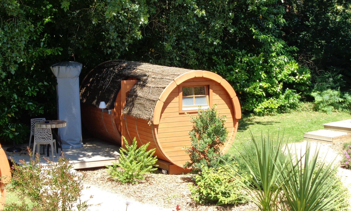 Pleumeur-Bodou House | "Blue Angelite" Barrel for 2 people
