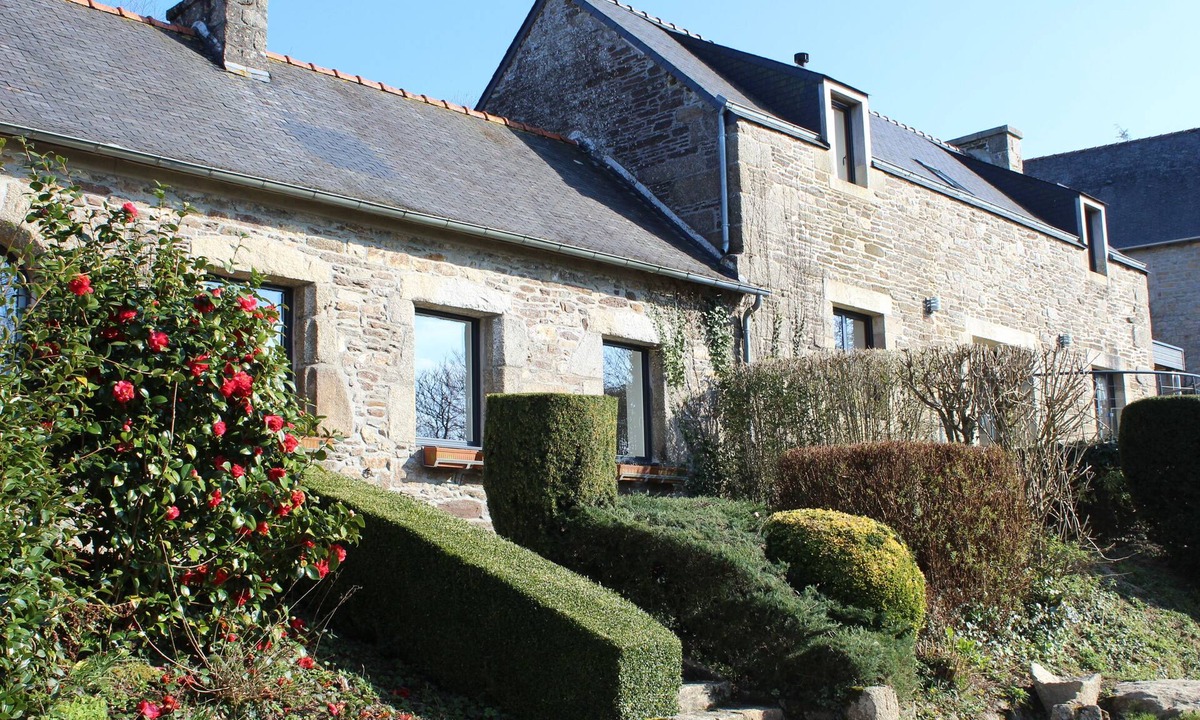 Plouegat-Moysan Cottage | Breton cottage for 4 people near Morlaix | Jacuzzi