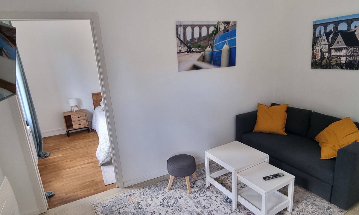 Morlaix Apartment | Bright apartment with terrace in the heart of Morlaix
