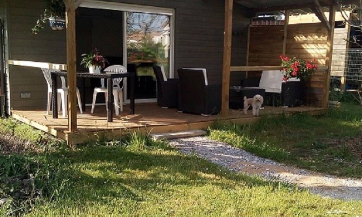 Saubion House | BRIGHT HOUSE, Pets allowed, near SEA, FOREST AND BIKE ROUTES