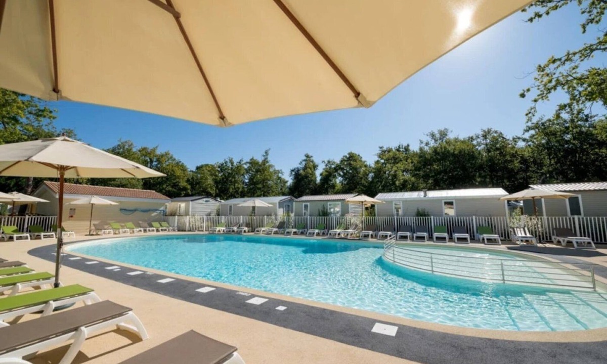 Royan House | Camping 4 étoiles - Piscine - ccbffdb