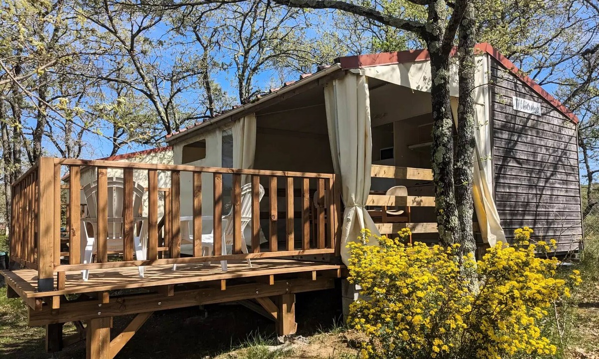 Belloc House | Camping le Roc del Rey* - Mobile home Canvas Tithome 3 rooms 4 people