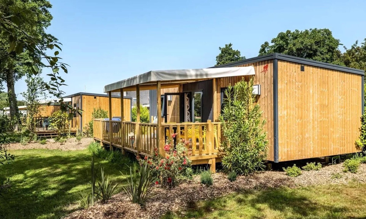 Plougasnou House | Camping maeva Respire Le Domaine de Mesqueau * - PREMIUM COMFORT Cottage 3 Rooms 4 People + TV 2 Bathrooms