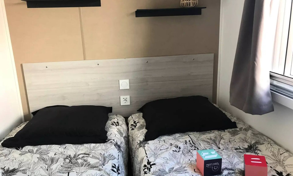La Douze House | Camping Ushuaïa Villages Le Bois Coquet * - Comfort mobile home - 2 bedrooms -TV - 29m² 4 people