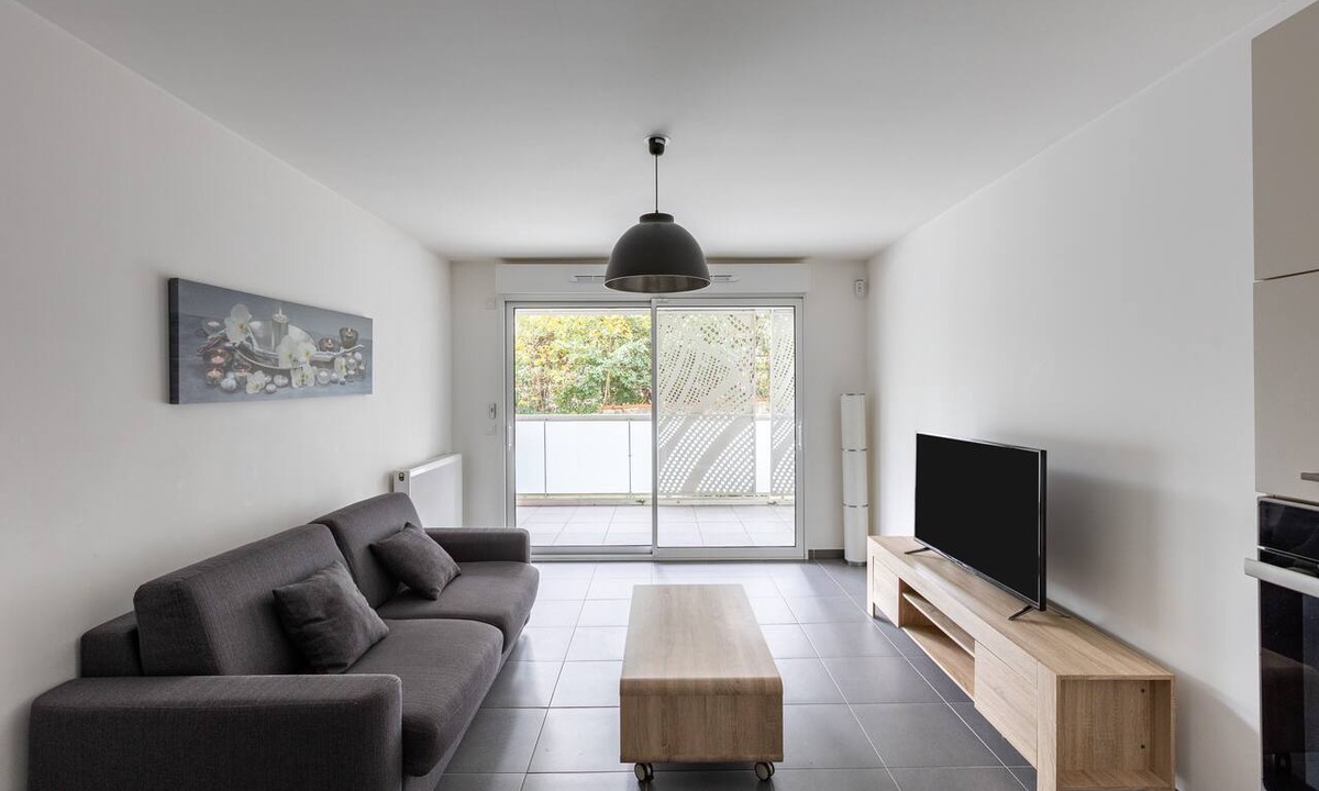 Bonneveine Apartment | Carré Huit - Two Bedroom Apartment, Sleeps 6