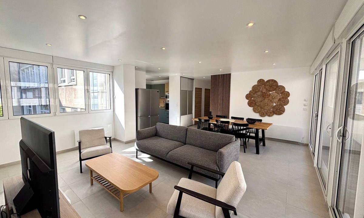 Hincmar Apartment | Carré Or | Hypercentre | 9 couchages
