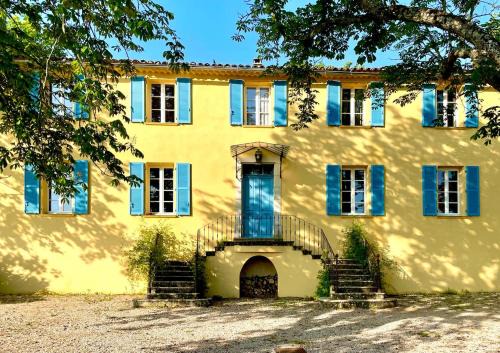 Neoules House | Château Trians Domaine d'exception en Provence