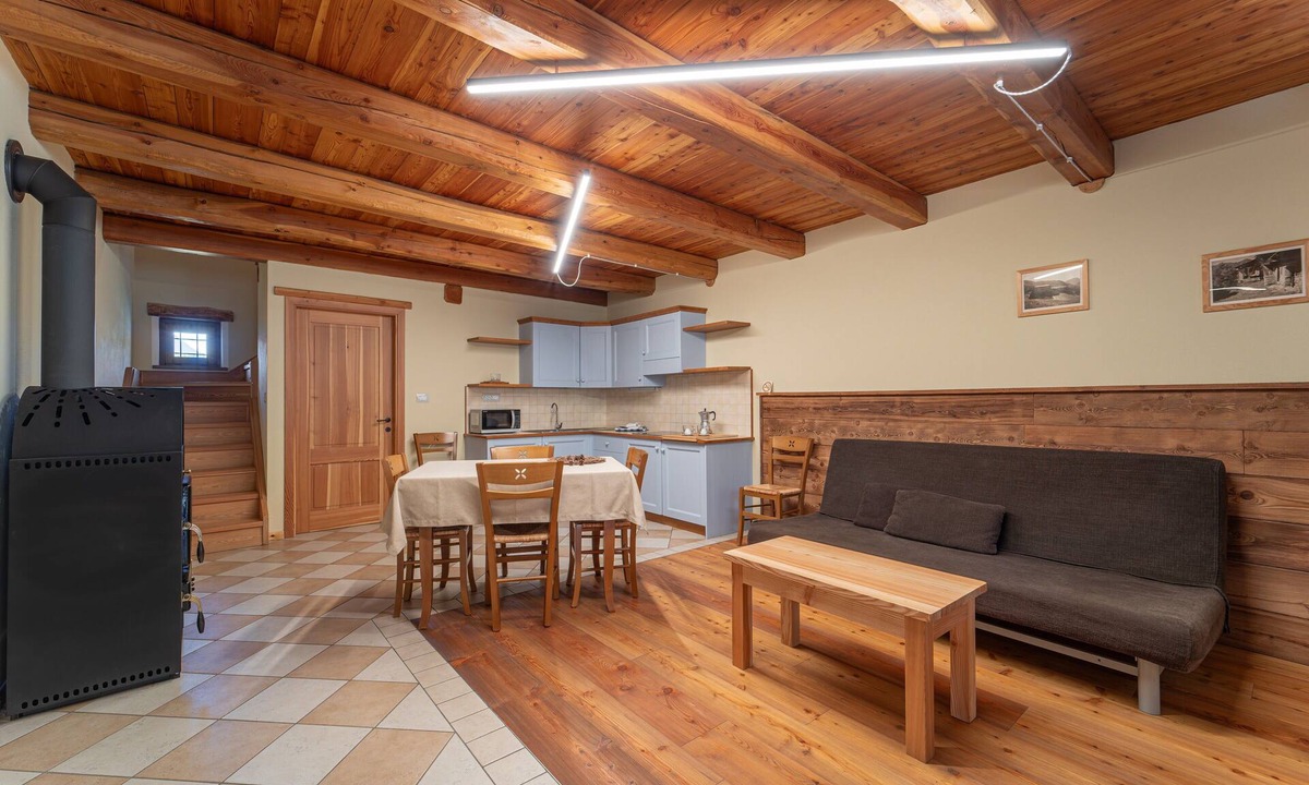 Marmora Ski Chalet | Chalet 'Civico 7' with Mountain View, Shared Terrace and Wi-Fi