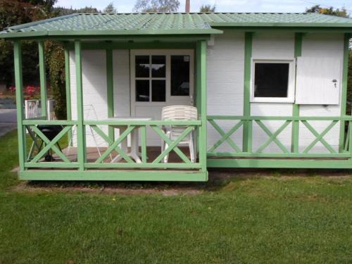 La Chapelle-devant-Bruyeres Other | Chalet confortable avec terrasse et jardin - API-1-52-889