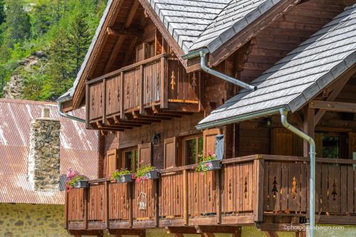 Orcieres Ski Chalet | Chalet de Pont Peyron L'Ours