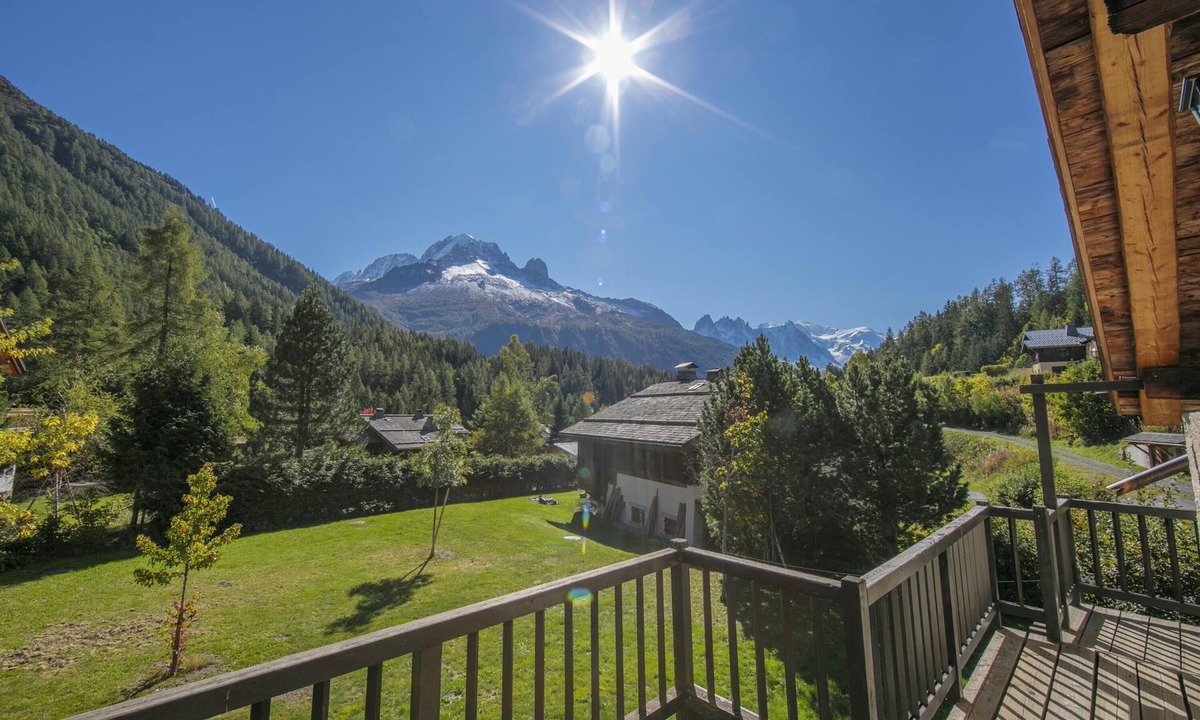 Montroc Apartment | Chalet Du Croz1 Mont Blanc View | 4 En-suites | Sleeps 8, Le Tour (Argentière), France