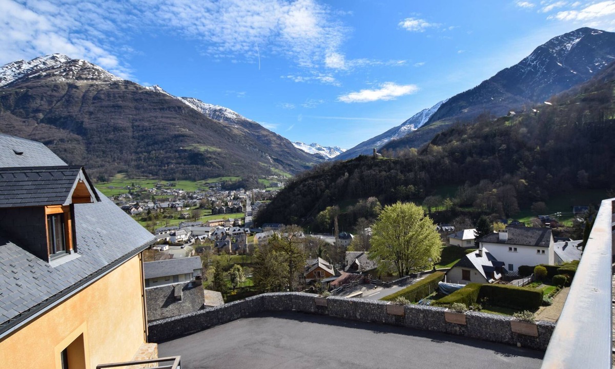Luz-Saint-Sauveur House | Chalet Vignemale 3 Zimmer 2 Badezimmer by Interhome