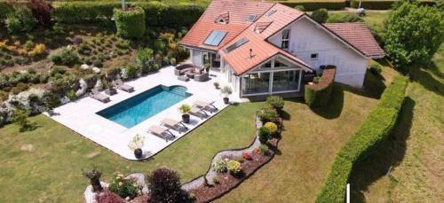 Domancy Villa | Chalet villa avec piscine Megeve