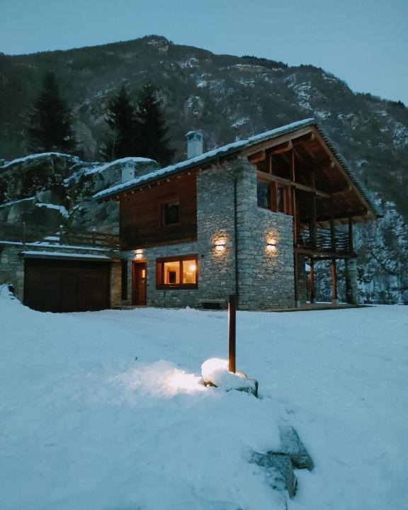 Campertogno Ski Chalet | Chalet Walser immerso in una proprietà privata di 3000mq