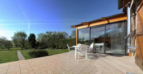 Laluf Bed & Breakfast | Chambre Bergamote, Au pied de la Colline