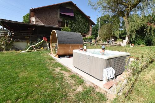 Docelles Bed & Breakfast | Chambres d'hôte Odile et les cycleux Lily