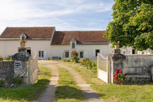 Le Controis en Sologne Bed & Breakfast | Chambres D'hôtes La Maison Rouge -