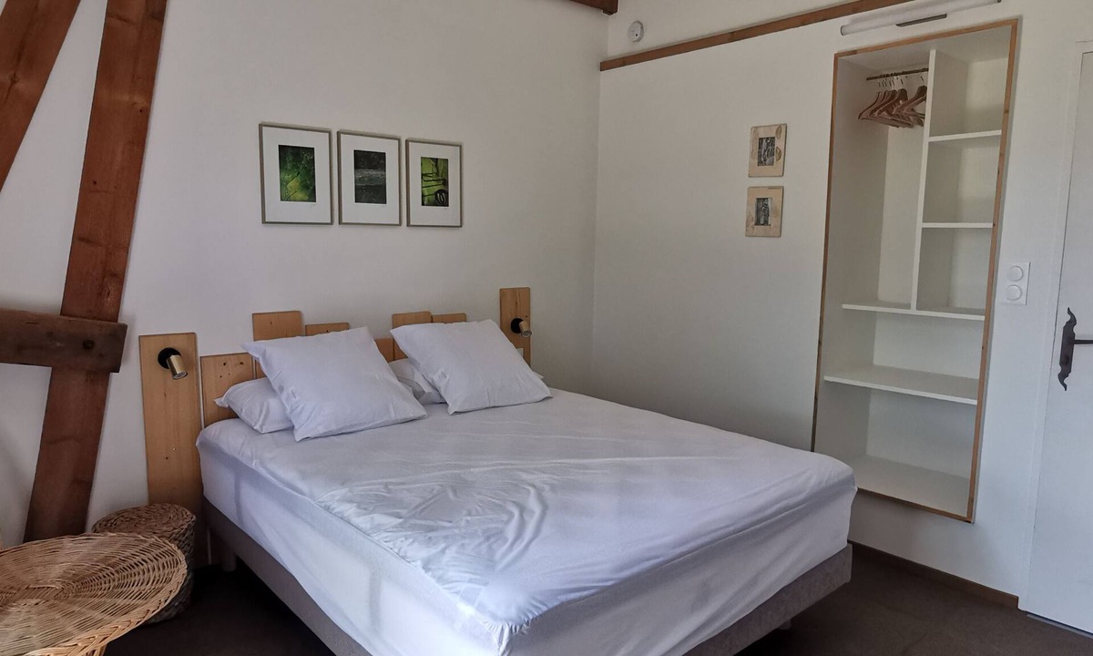 Guitte House | Character house by the lake, canoes available/peace and quiet guaranteed
