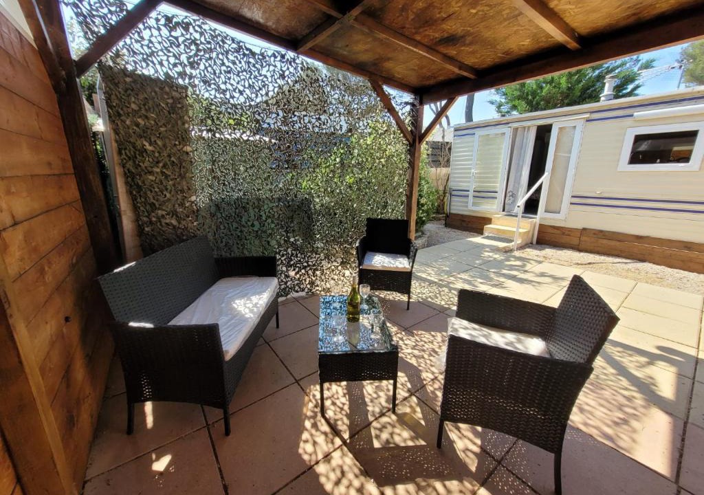Le Castellet House | Charmant mobil home 2 à 4 personnes camping1* Les arbouses