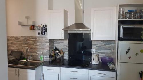 Saint-Roch Apartment | Charming 2-room apartment in Saint Jean d'Angely district