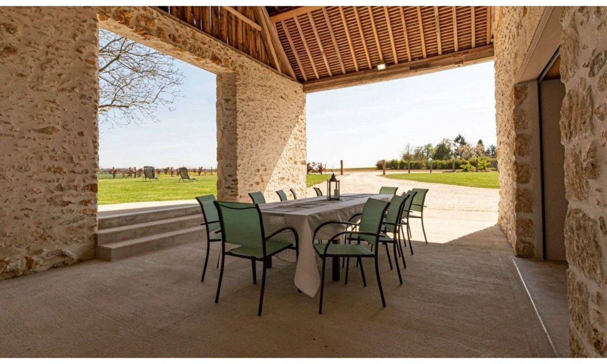 Chatillon-sur-Morin Cabin | Charming 4-star gite on a farm in Champagne, private Jacuzzi