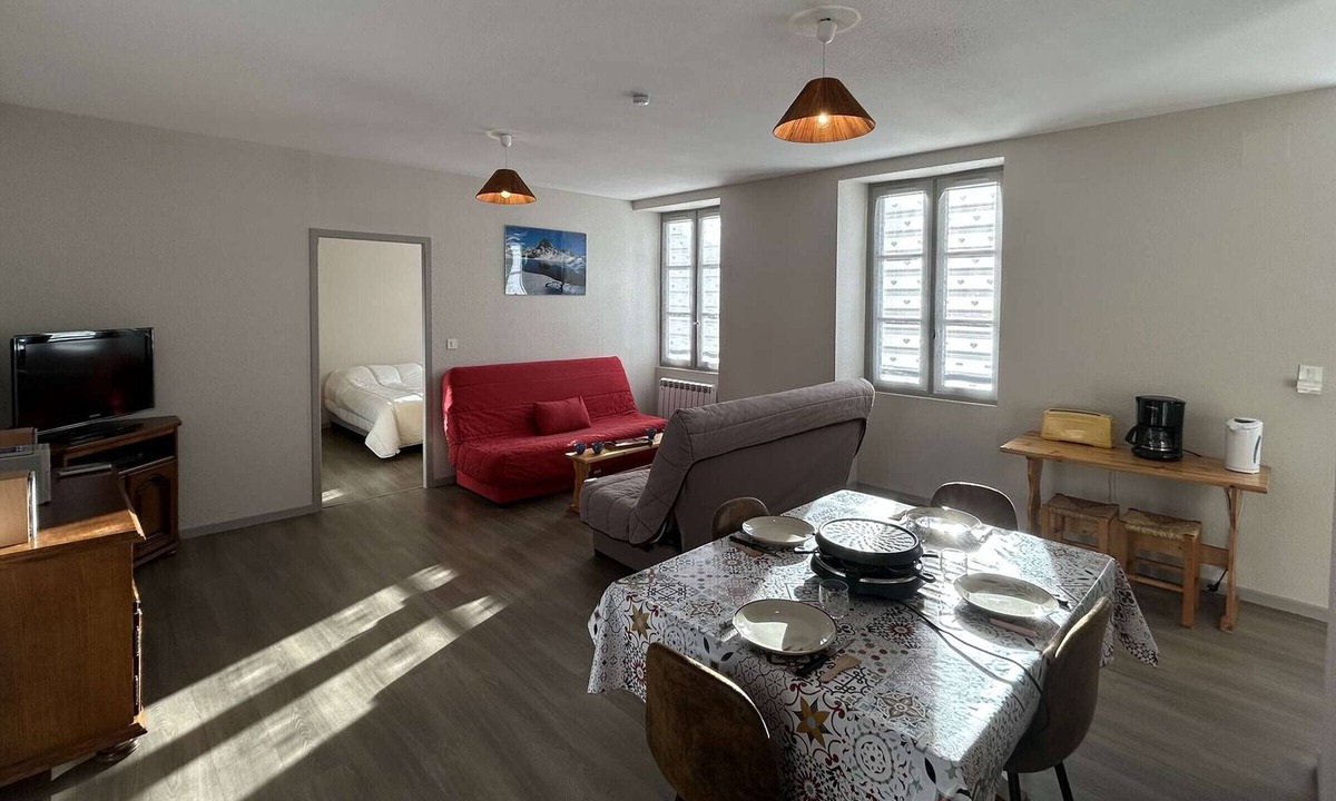 Arreau Apartment | Charming apartment, mountain view - 4/6 guests