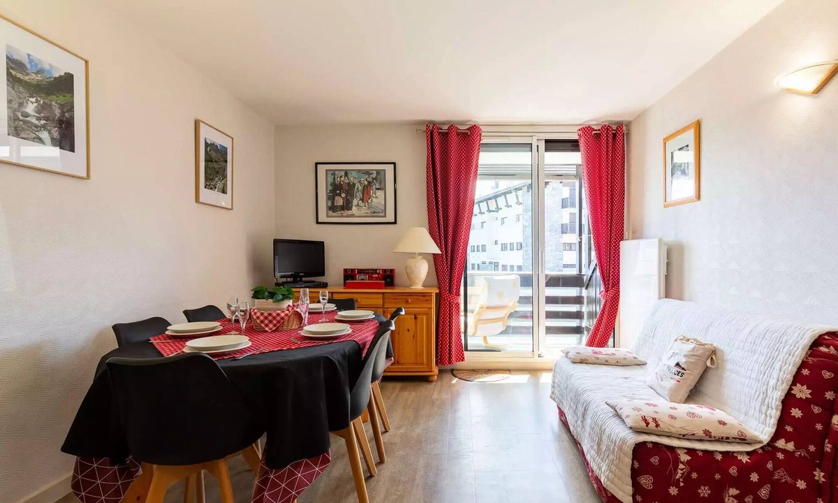 Pla d'Adet Apartment | Charming Duplex Facing the Slopes—Sleeps 6—Armazan Residence—Pla d'Adet
