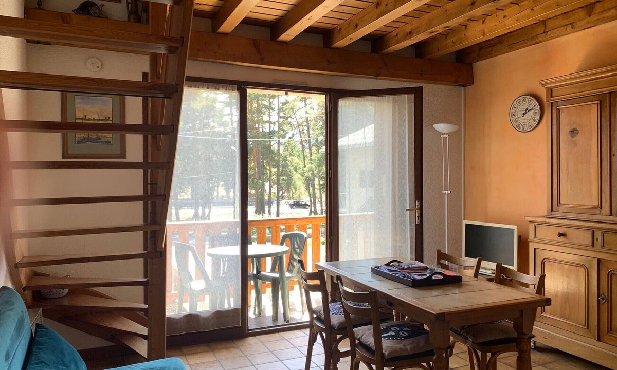 Pra Loup Apartment | Charming, quiet apartment - 4 guests