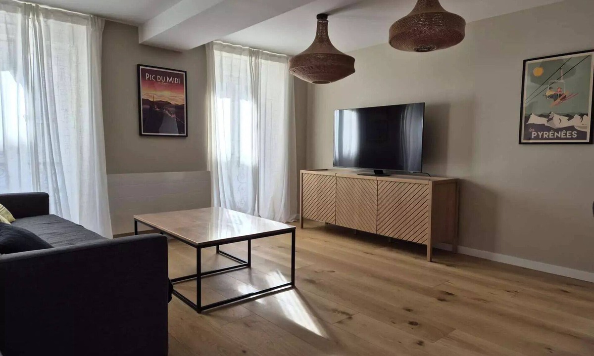 Bareges Apartment | Charming two-bedroom apartment in the center of Barèges, near the park