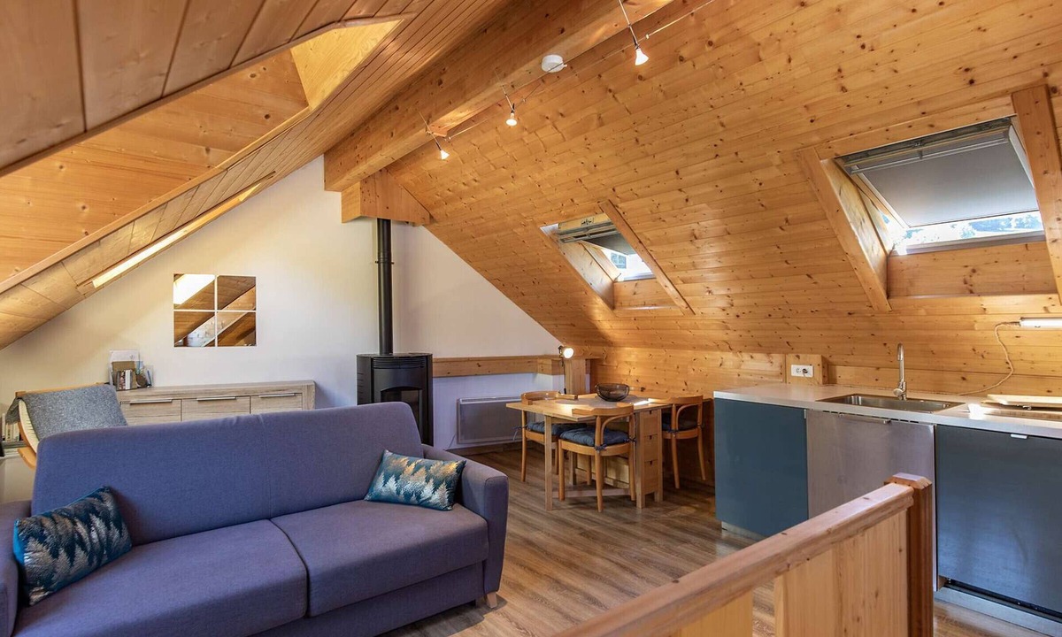 Luz-Saint-Sauveur House | Charming Village House for 4, Luz-Saint-Sauveur – Ski Resorts Nearby