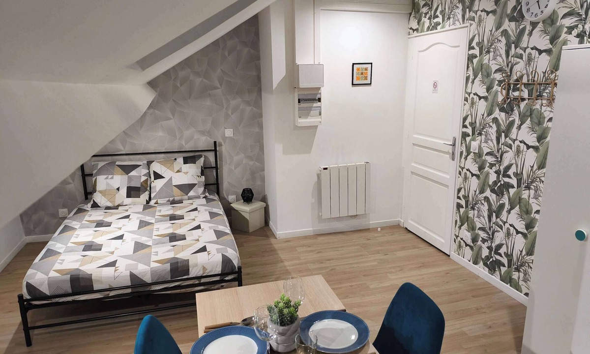 Charleville-Mezieres Apartment | Chic Studio with Parking in Charleville-Mézières