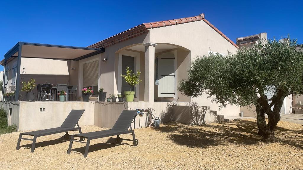 Aramon Villa | CLOS DES ROMPUDES