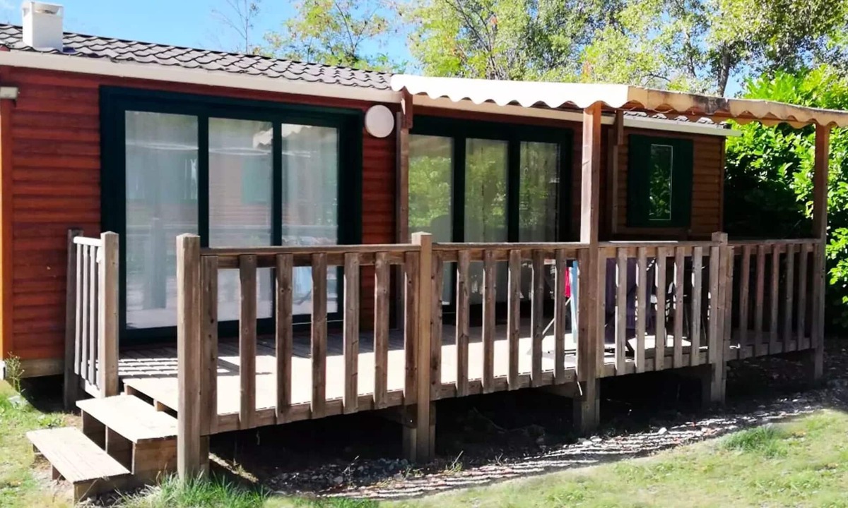 Beynes House | Colorado Comfort 3-room mobile home, sleeps 4–6, air-conditioned