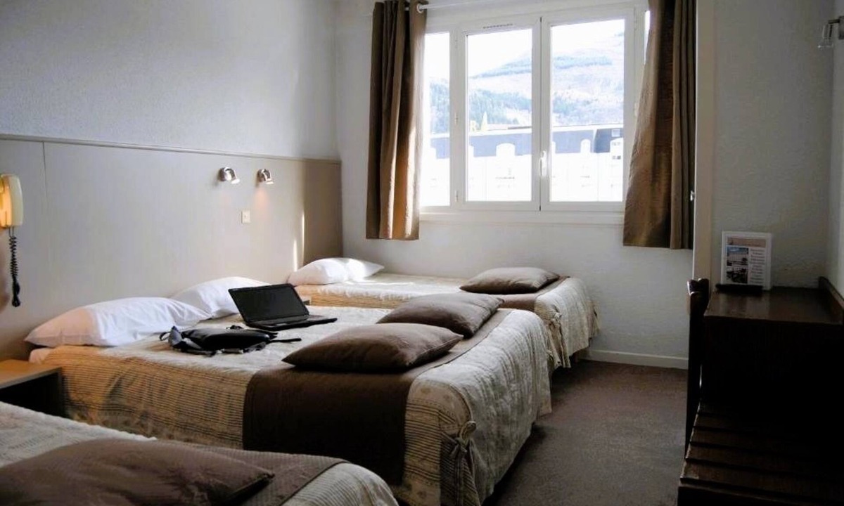 Lourdes Hotel | Comfortable Stay Rooms & Convenient Parking