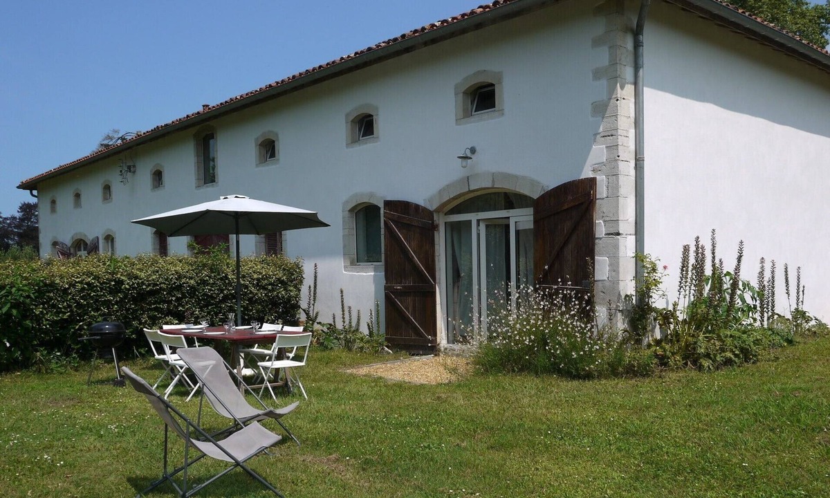 Saubion House | Converted barn near Hossegor