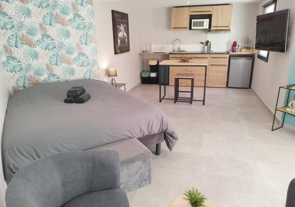 Le Vigan Apartment | Cosy Studio à Le Vigan-en-Quercy, Lot